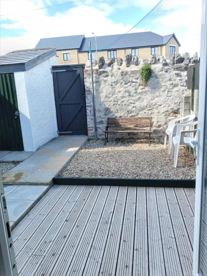 2 Bedroom Cottage In Porthcawl Exterior foto